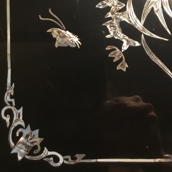 Vintage Asian Mother of Pearl Inlay Lacquered Serving Tray 15” x 10” x 2” - Picture 6 of 10